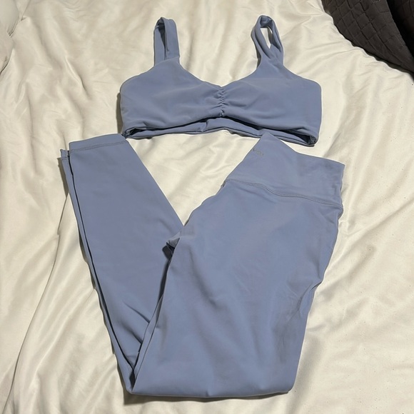 Amazon Pavoi workout set - Picture 1 of 5